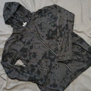 Beaumere‎ Black and Gray Hooded Zip-Up Jacket. Sz Mens. M, Womens L.